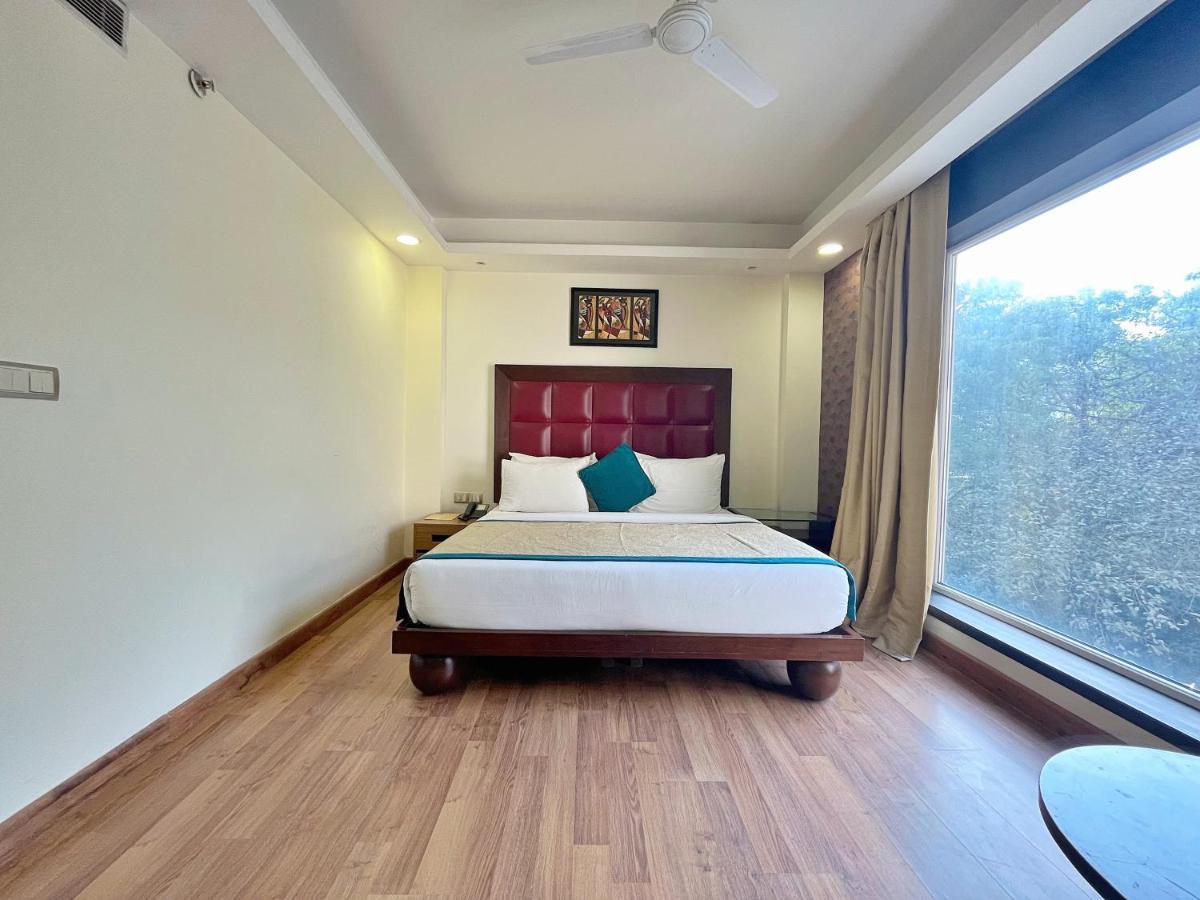The Grand Orion - Kailash Colony Neu-Delhi Exterior foto