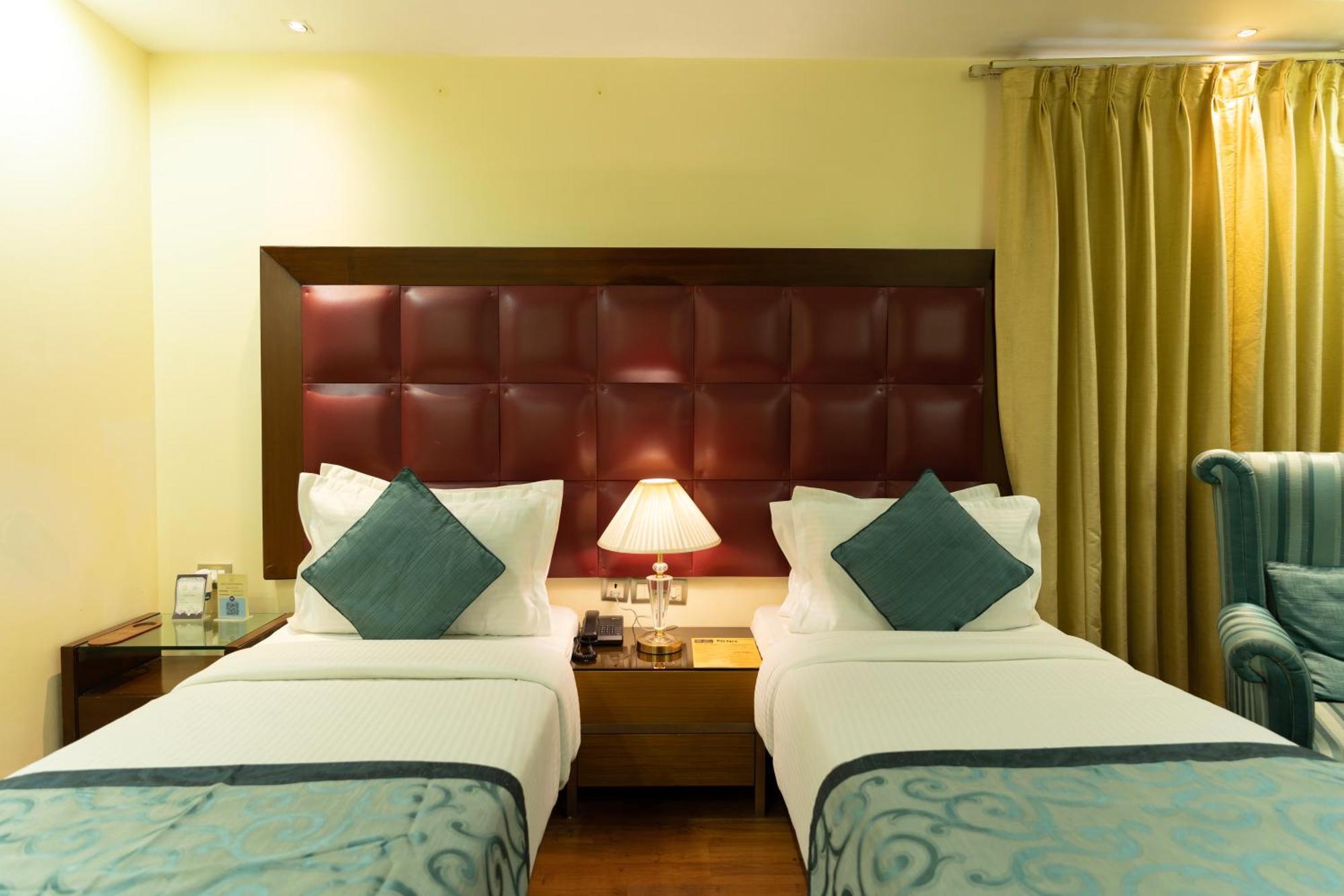 The Grand Orion - Kailash Colony Neu-Delhi Exterior foto