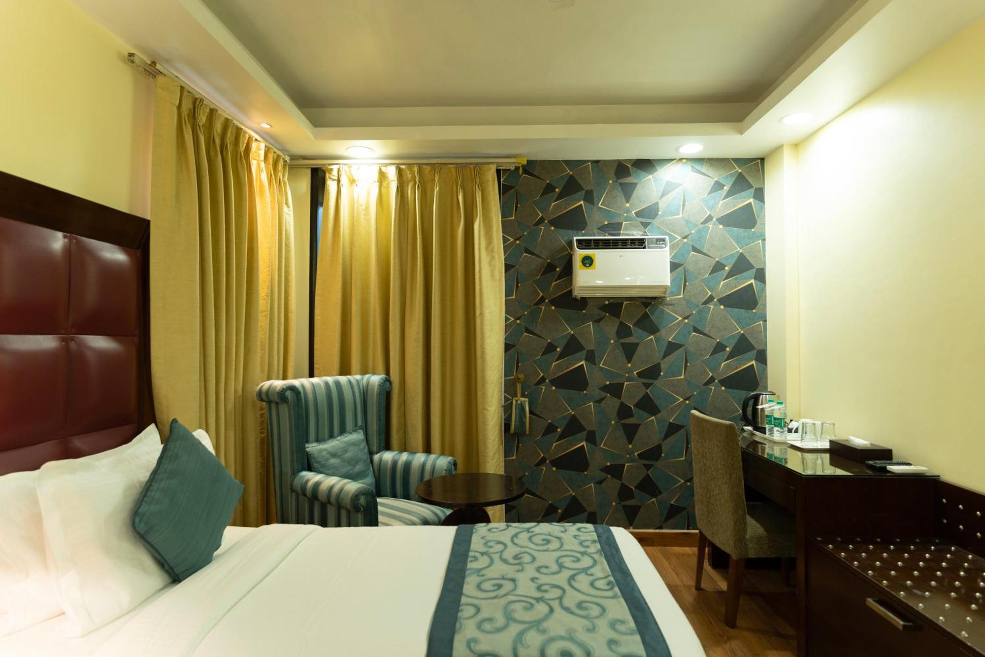 The Grand Orion - Kailash Colony Neu-Delhi Exterior foto